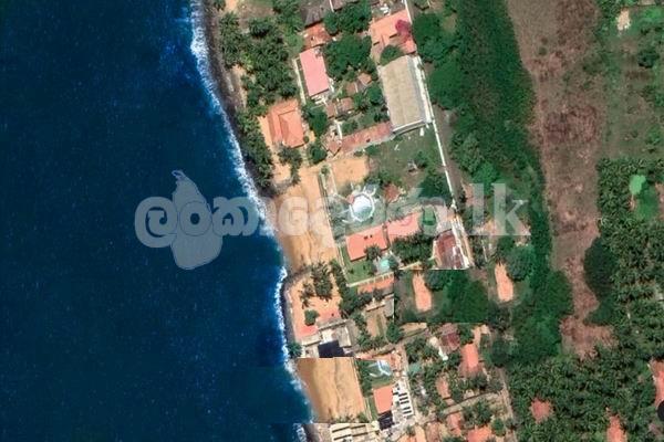 Code 3724 Beach land for sale Marawila