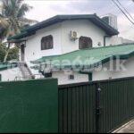 Code 3747 House for sale Hanwella