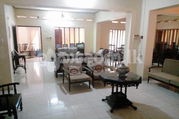 Code 3741 Land with a house for sale Horana