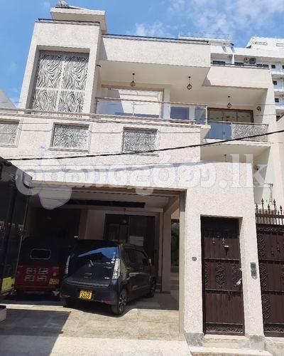 Code 3752 House rent Col06