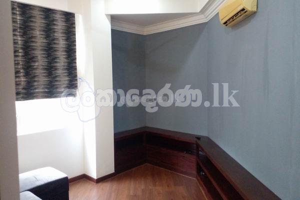 Code 3756 Apt lease Col08