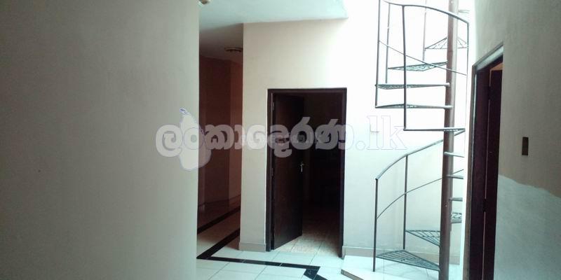 Code 3767 Building for sale Kelaniya