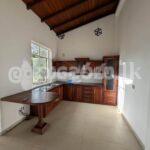 Code 3487 upper floor apt rent Malabe