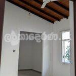 Code 3487 upper floor apt rent Malabe