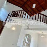 House For Sale: Athurugiriya