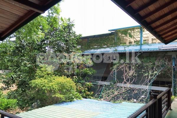 Code 3793 Building for sale Dambulla