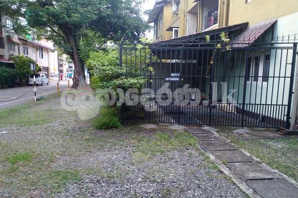 Code 3804 Apt for rent Col08