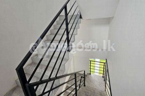 Code 3812 Apts for rent Wattala