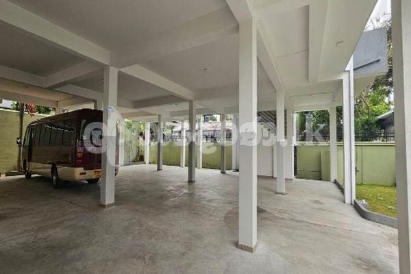 Code 3812 Apts for rent Wattala