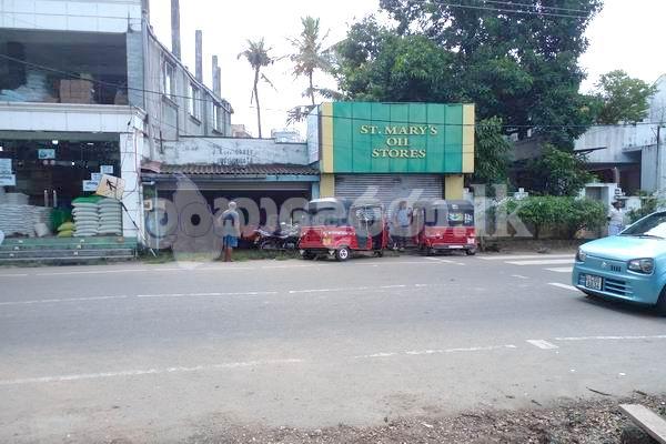 Code 3816 House & showroom for sale Negombo