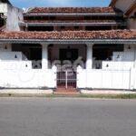 Code 3816 House & showroom for sale Negombo