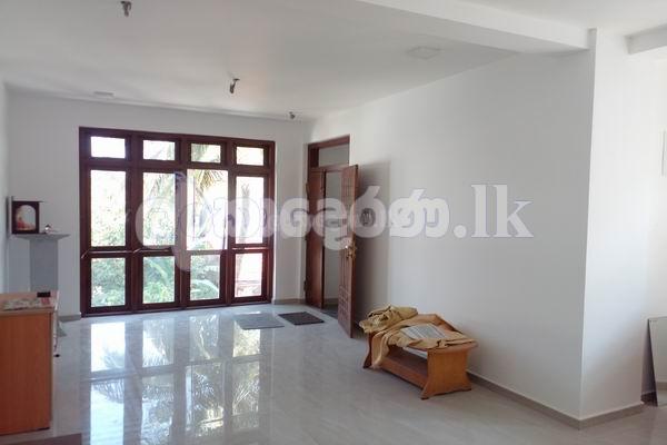 Code 3823 Building for sale Nawala