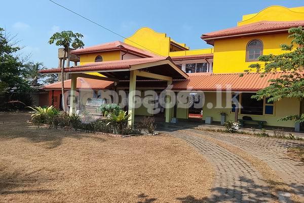 Code 3952 Beach bungalow for sale Wattala