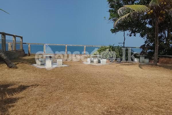 Code 3952 Beach bungalow for sale Wattala